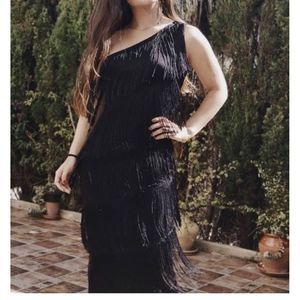 Black Midi dress Size 6 Cocktail dress